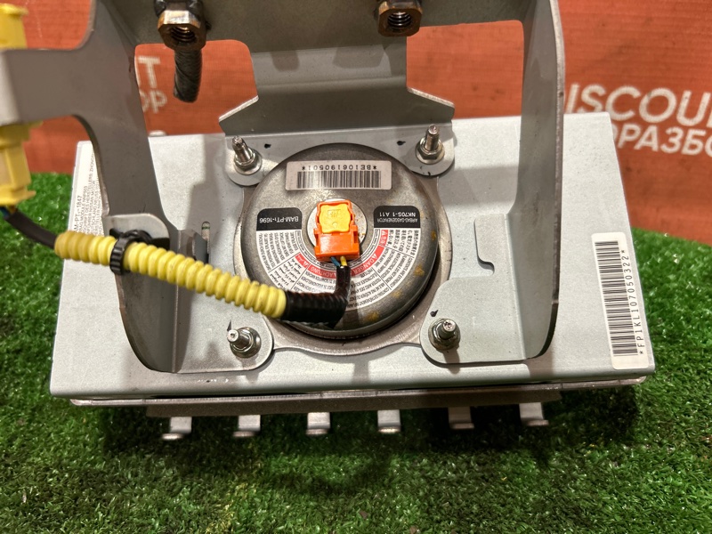 Подушка безопасности пассажира, 2600 рублей, Красноярск