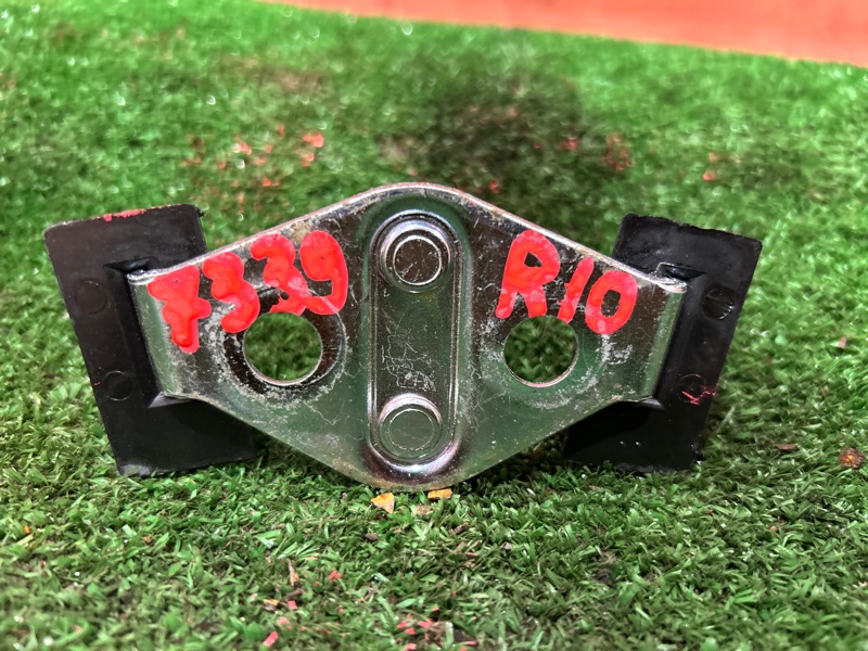 Петля замка багажника, 900 рублей, Красноярск