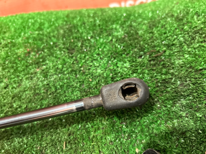 Амортизатор двери багажника, 900 рублей, Красноярск