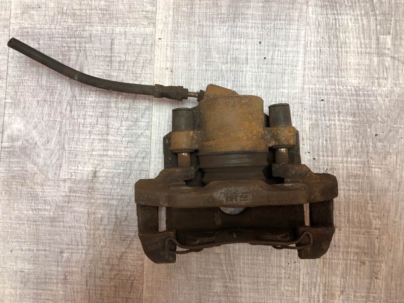 Суппорт тормозной, 900 рублей, Красноярск