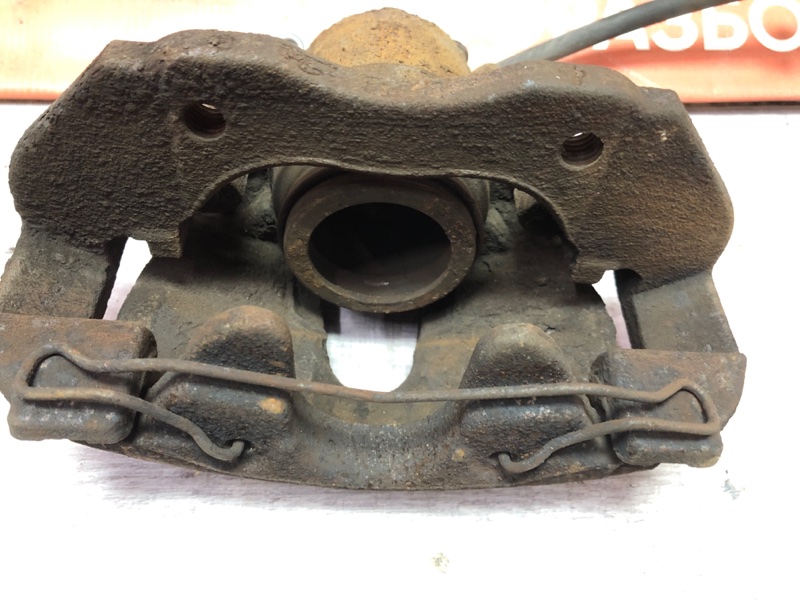 Суппорт тормозной, 900 рублей, Красноярск