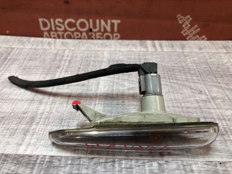 Повторитель поворота в крыло, 900 рублей, Красноярск