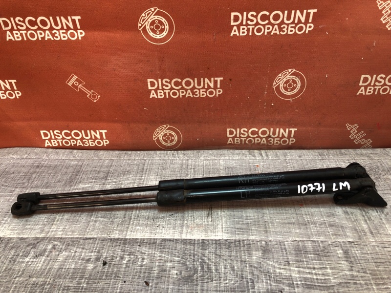 Амортизатор двери багажника, 1050 рублей, Красноярск