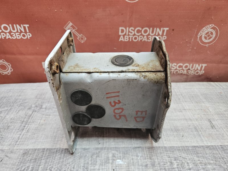 Кронштейн усилителя бампера, 1350 рублей, Красноярск