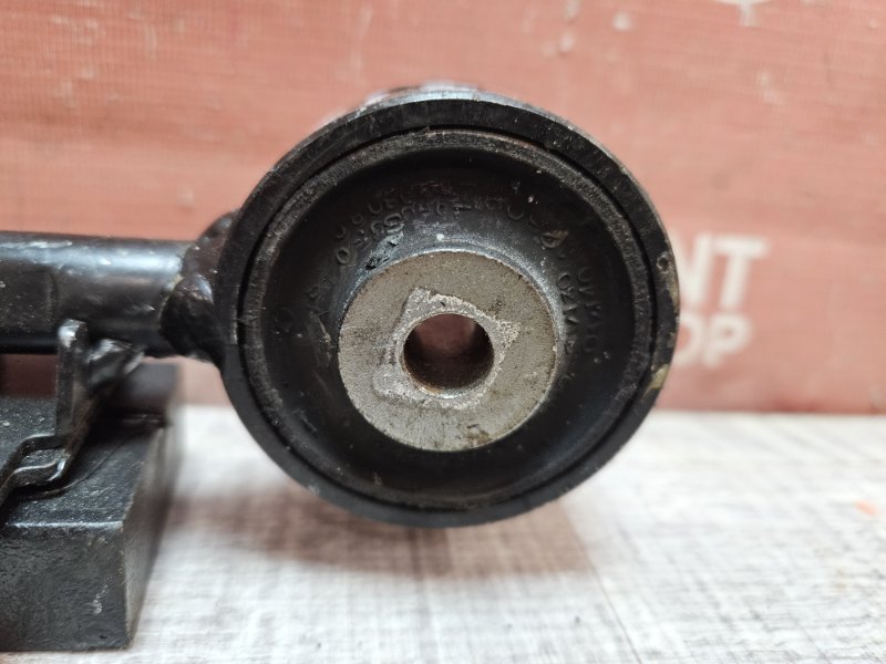 Подушка двигателя, 2200 рублей, Красноярск