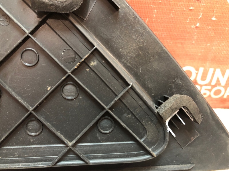 Уголок крыла, 900 рублей, Красноярск