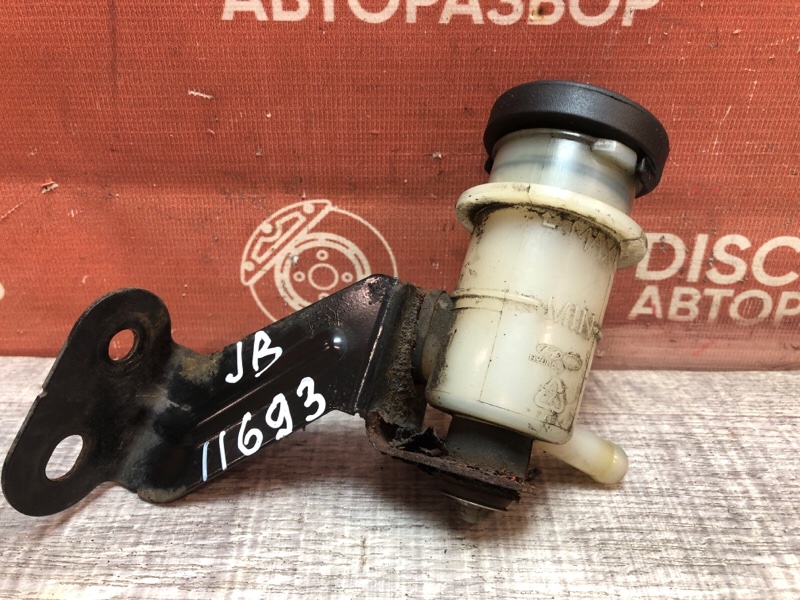 Бачок главного цилиндра сцепления, 2250 рублей, Красноярск