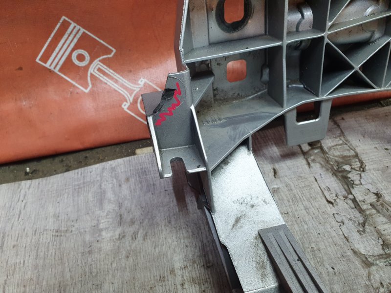 Рамка радиатора, 7650 рублей, Красноярск