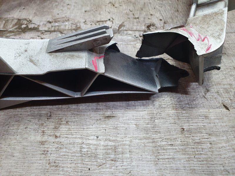 Рамка радиатора, 7650 рублей, Красноярск