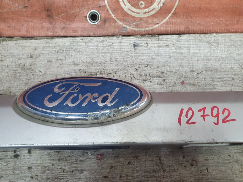 Накладка двери багажника, 3100 рублей, Красноярск