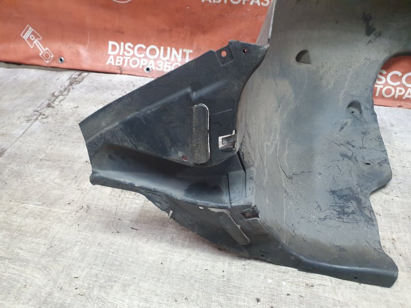 Подкрылок, 2000 рублей, Красноярск