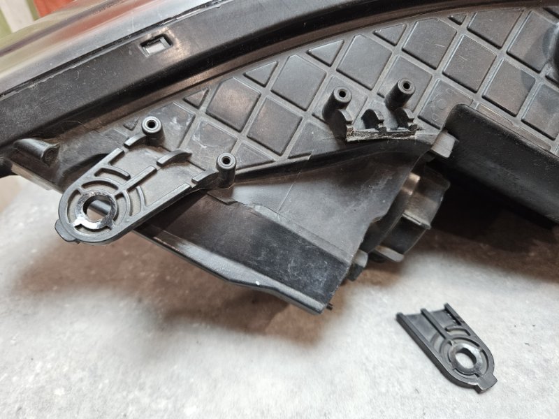 Фара галогеновая, 10900 рублей, Красноярск