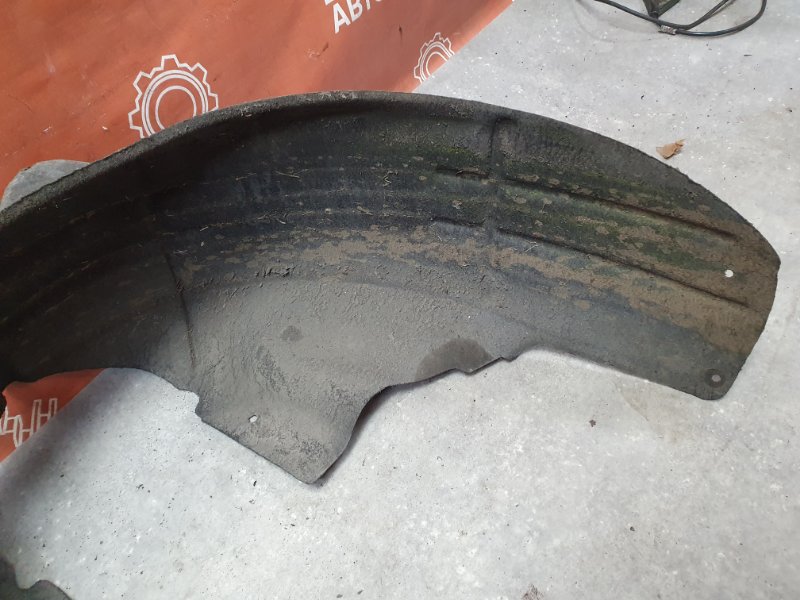 Подкрылок, 2700 рублей, Красноярск