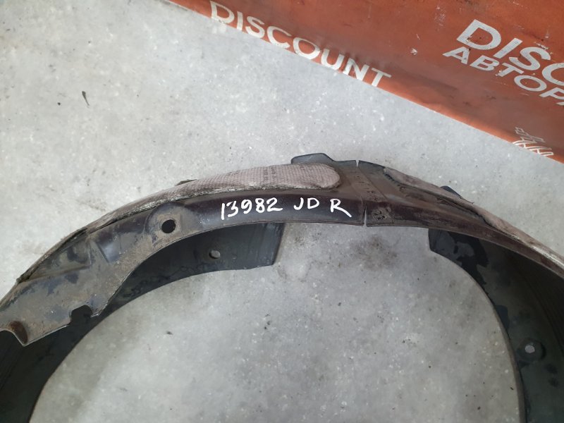 Подкрылок, 2800 рублей, Красноярск