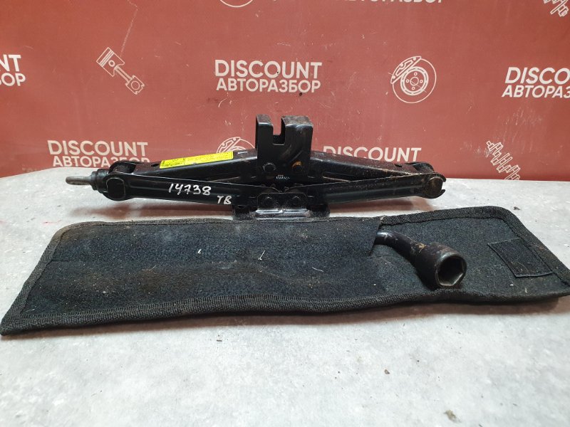 Домкрат, 2200 рублей, Красноярск