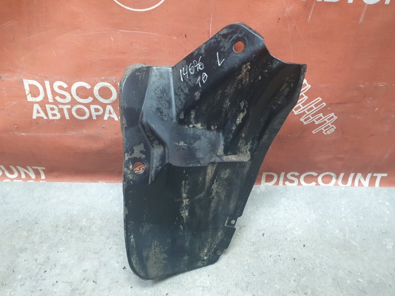 Подкрылок, 900 рублей, Красноярск