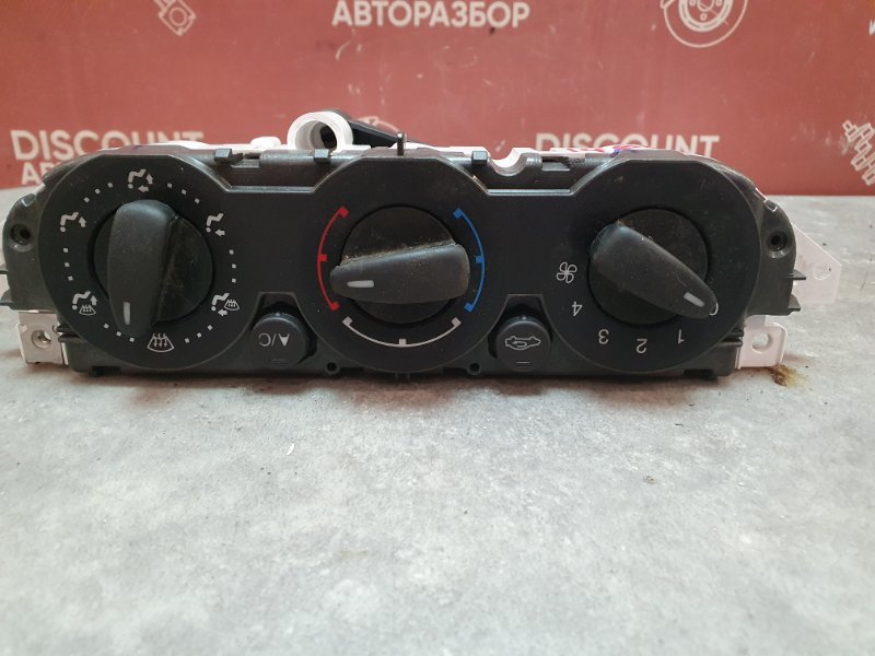 Блок управления климат-контролем, 1000 рублей, Красноярск