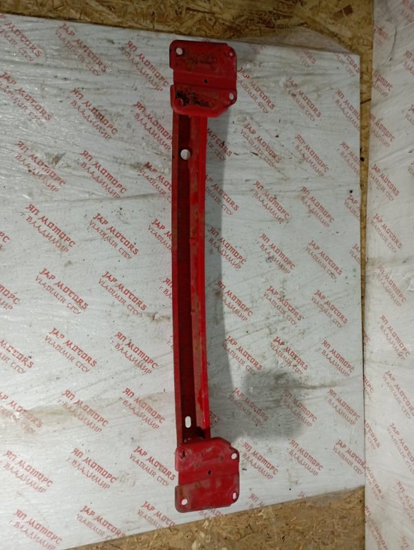 Усилитель бампера, 1000 рублей, Владимир