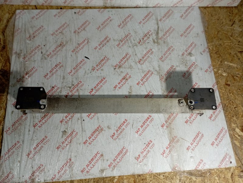 Усилитель бампера, 2000 рублей, Владимир