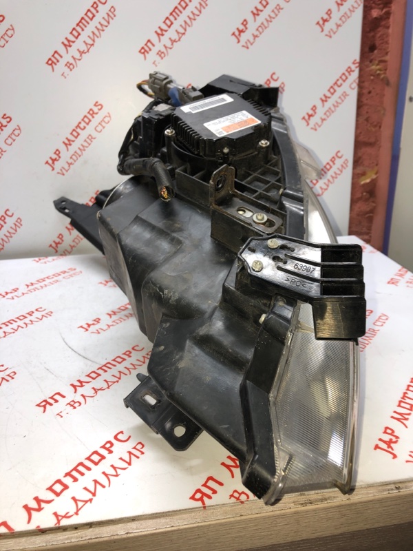 Фара ксеноновая, 14000 рублей, Владимир