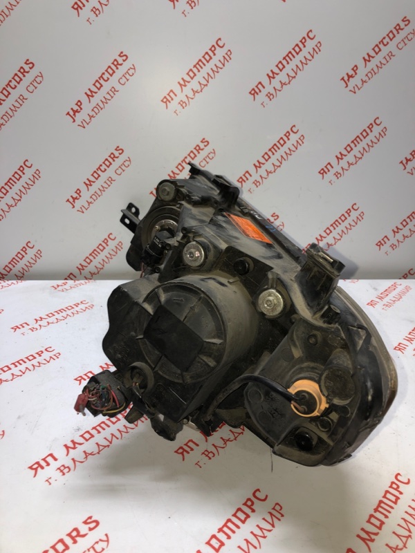 Фара ксеноновая, 9000 рублей, Владимир