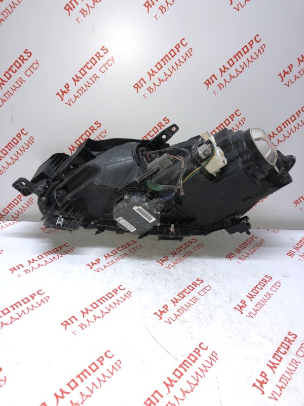 Фара ксеноновая, 15000 рублей, Владимир