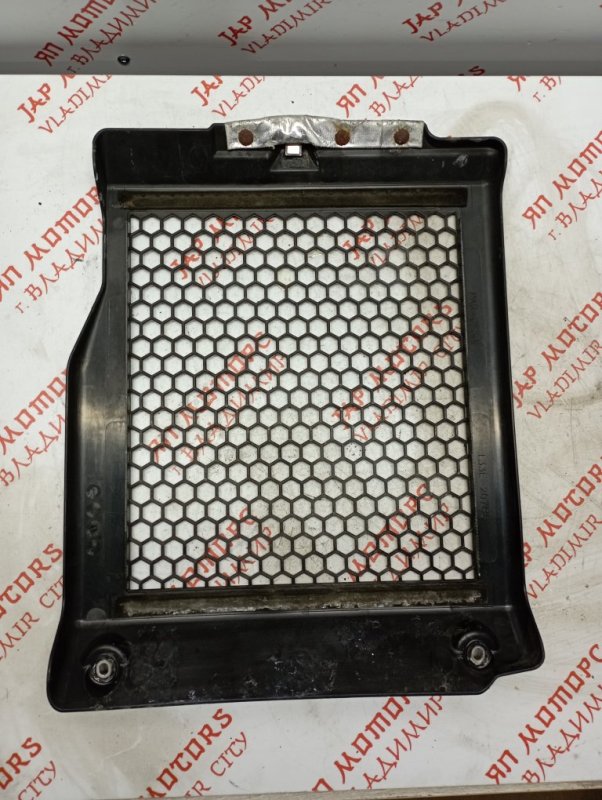 Декоративная крышка двигателя, 500 рублей, Владимир