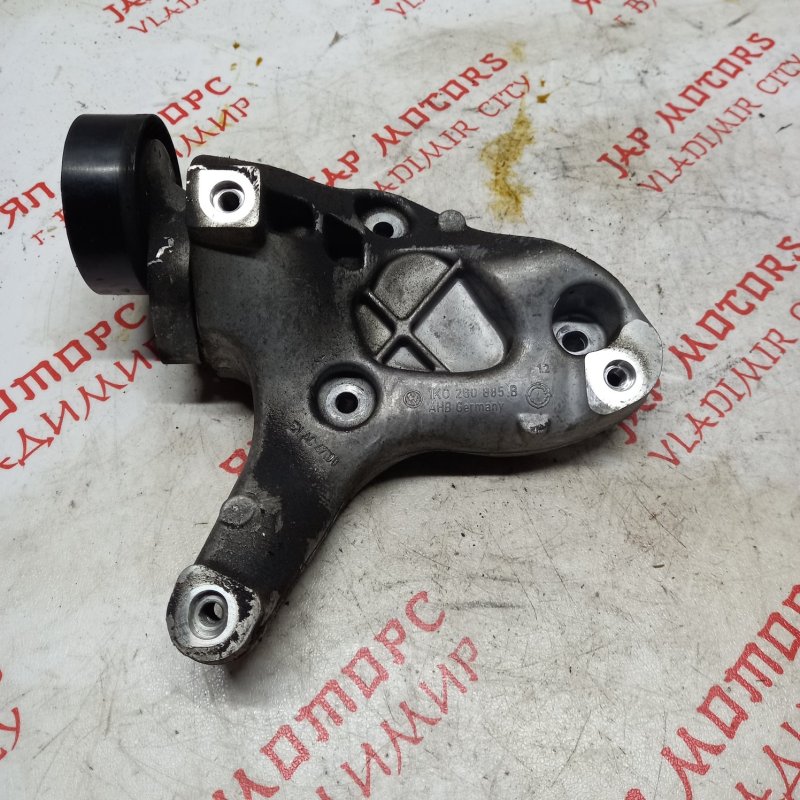 Кронштейн натяжного ролика, 1500 рублей, Владимир