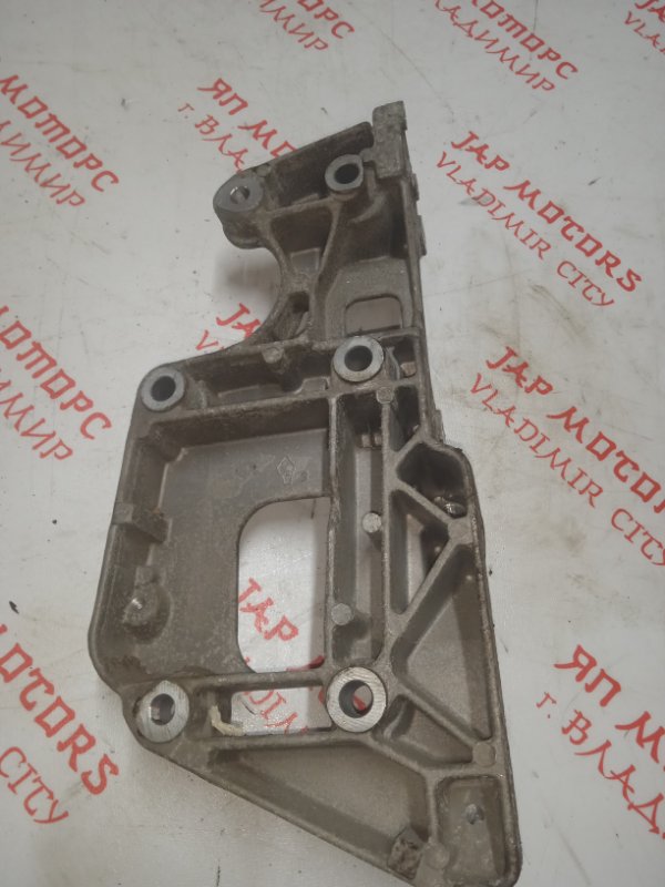 Кронштейн генератора, 500 рублей, Владимир