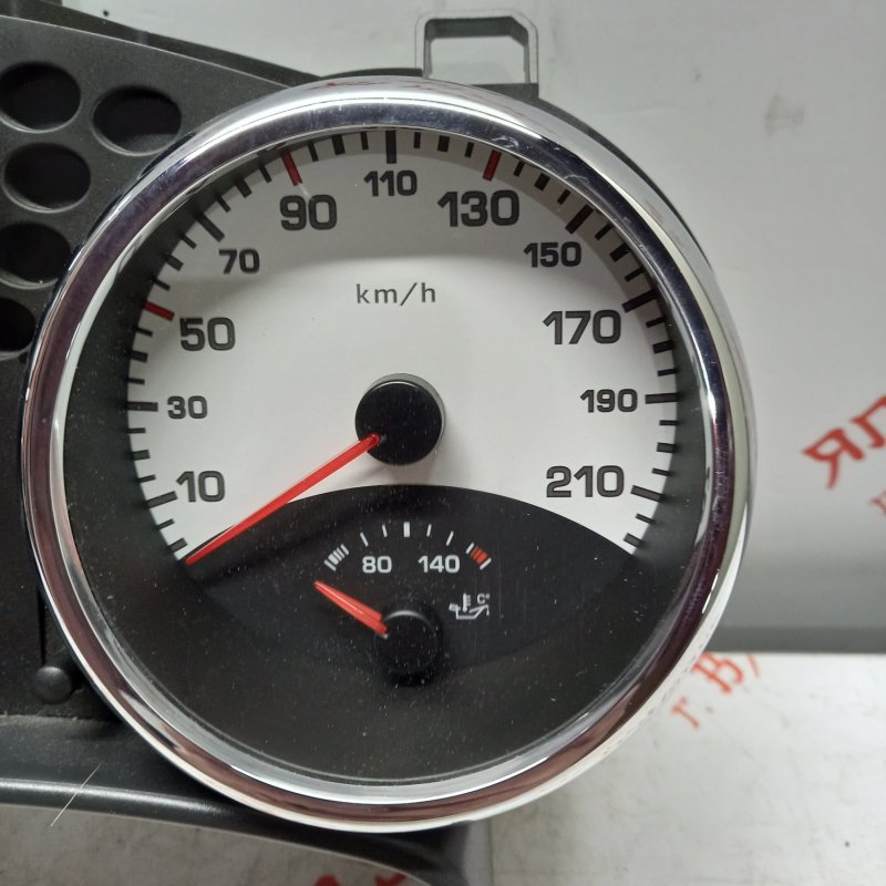 Щиток приборов, 2000 рублей, Владимир