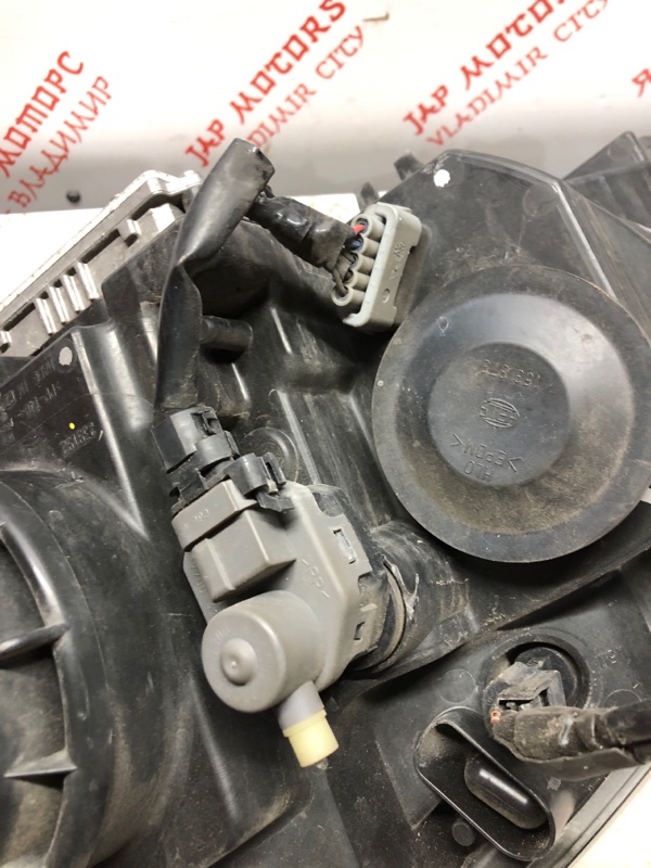 Фара ксеноновая, 10000 рублей, Владимир