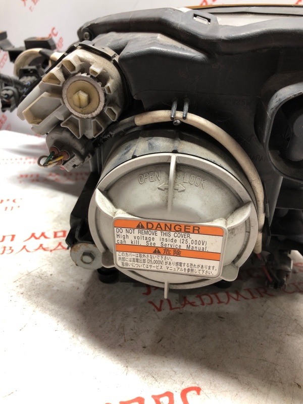 Фара ксеноновая, 10000 рублей, Владимир