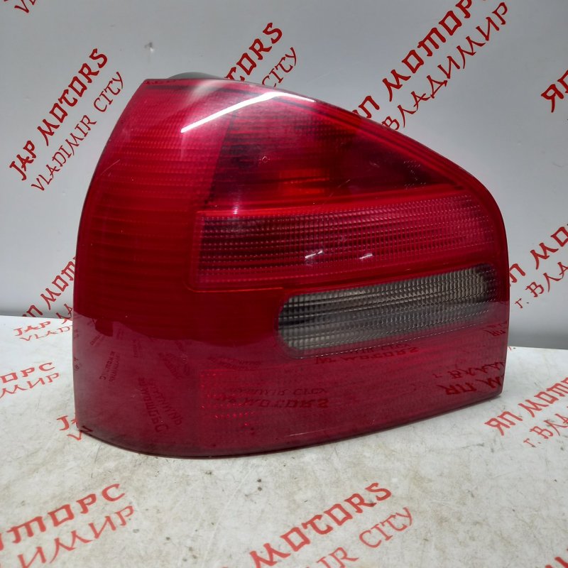 Фонарь задний, 2000 рублей, Владимир