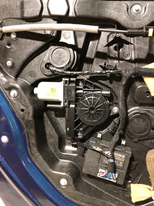 Дверь боковая, 7000 рублей, Владимир