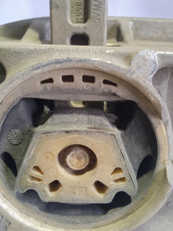 Подрамник двигателя, 6500 рублей, Владимир