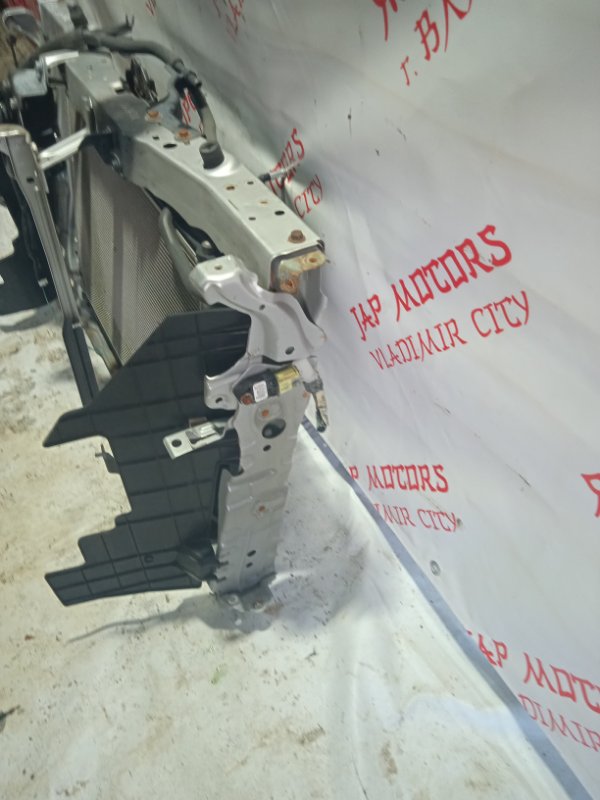 Рамка радиатора, 15000 рублей, Владимир