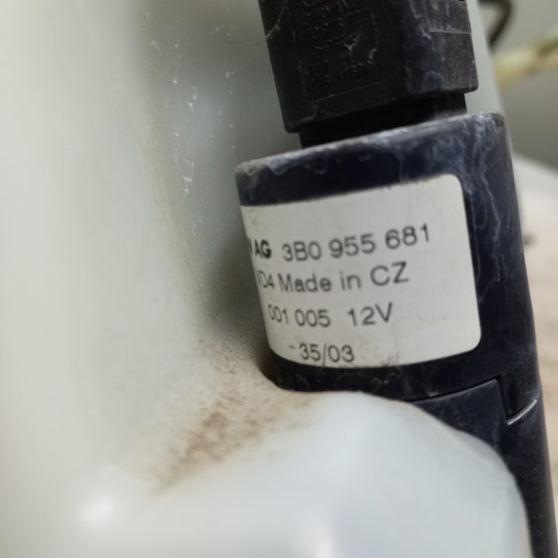 Бачок стеклоомывателя, 1000 рублей, Владимир