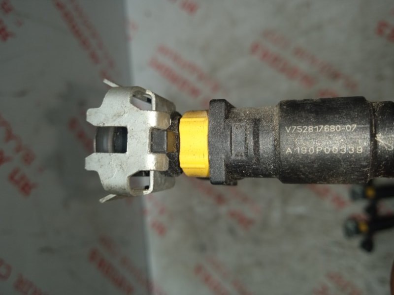 Форсунка топливная, 500 рублей, Владимир