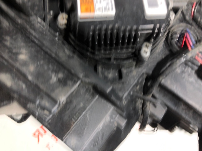 Фара ксеноновая, 15000 рублей, Владимир