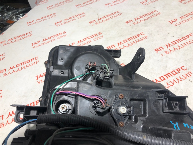 Фара ксеноновая, 11000 рублей, Владимир