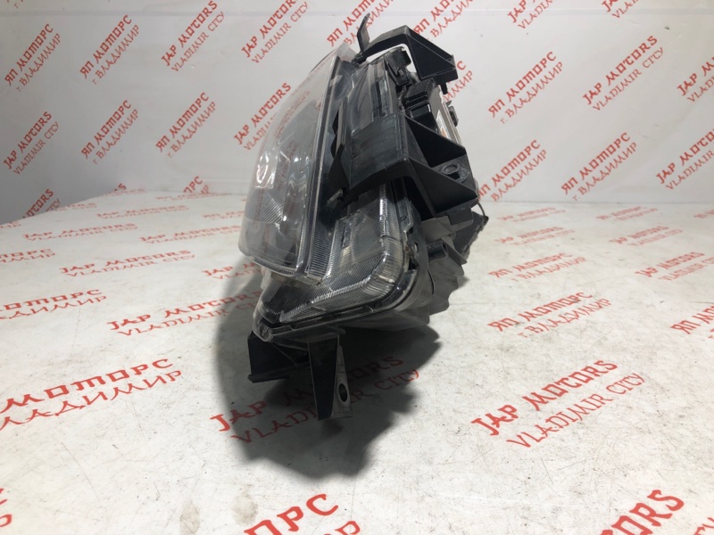 Фара ксеноновая, 15000 рублей, Владимир