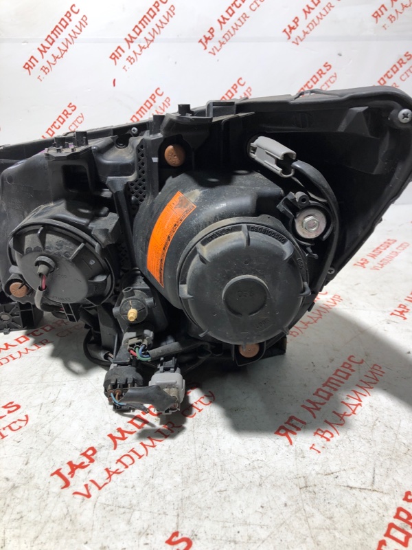 Фара ксеноновая, 14000 рублей, Владимир