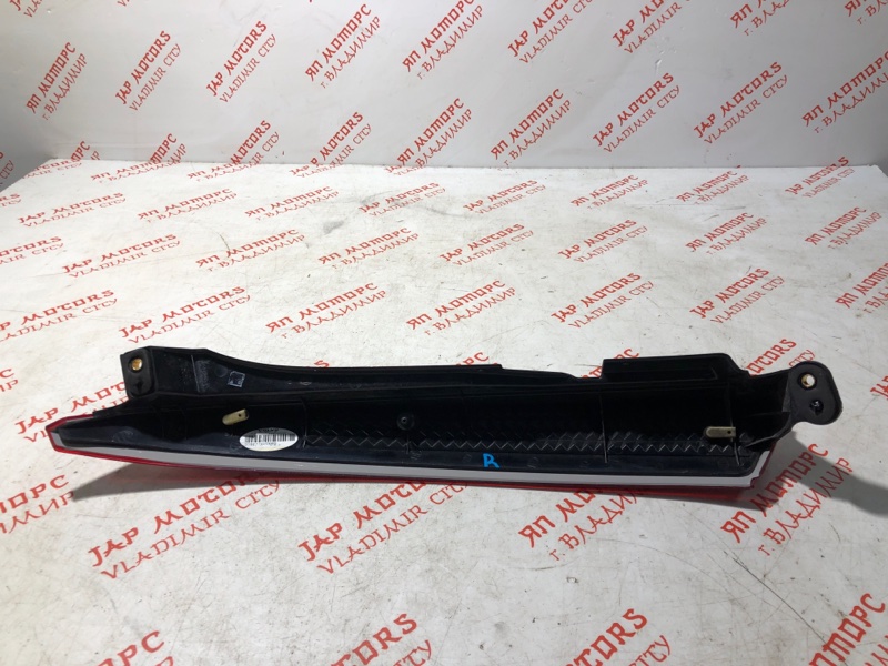 Фонарь задний, 2000 рублей, Владимир