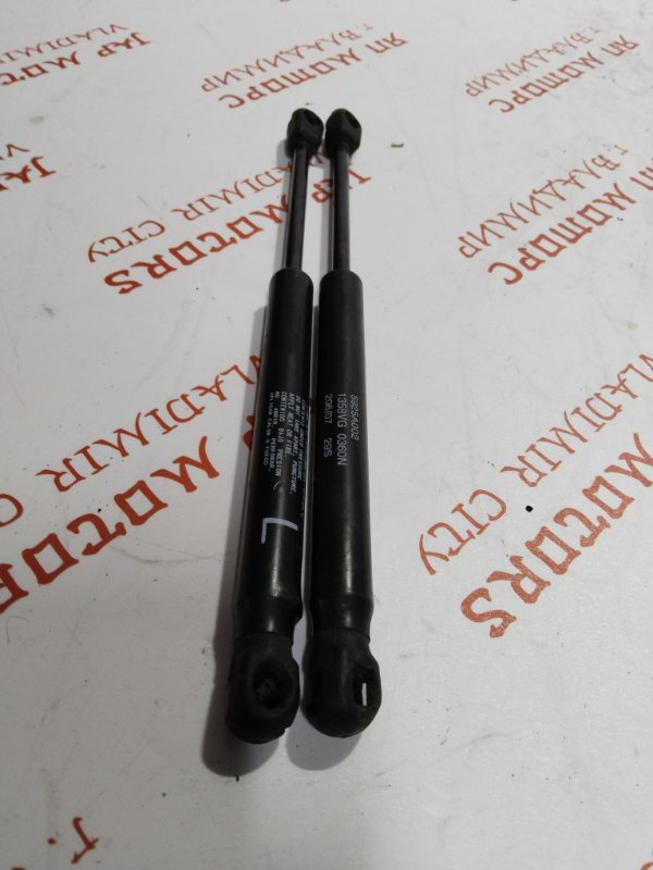 Амортизатор двери багажника, 1000 рублей, Владимир