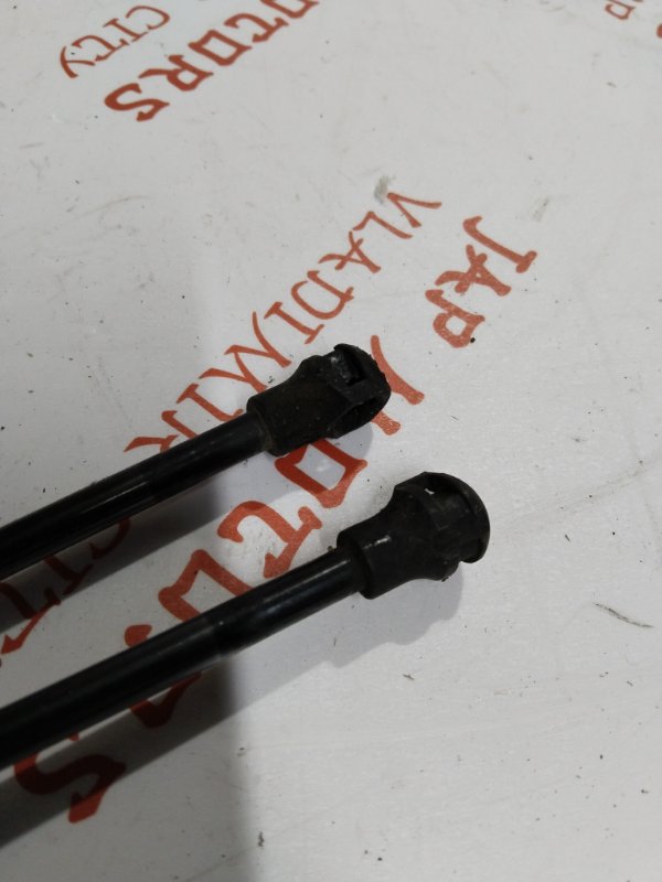 Амортизатор двери багажника, 1000 рублей, Владимир