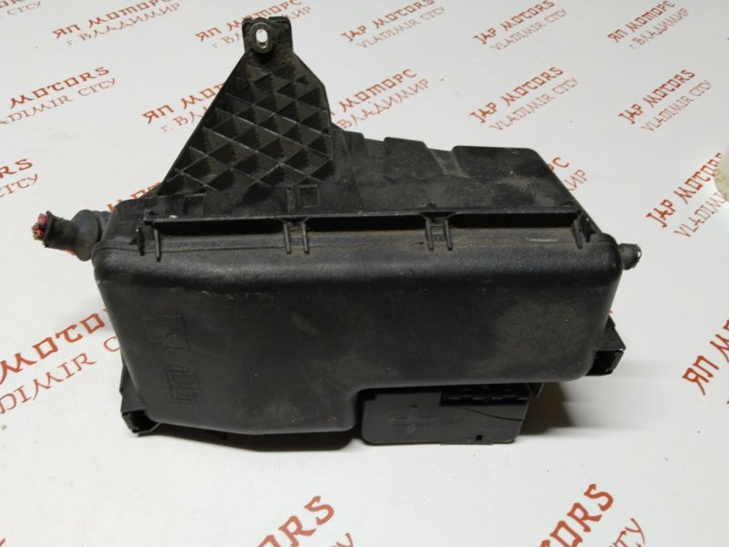 Блок предохранителей, 2000 рублей, Владимир