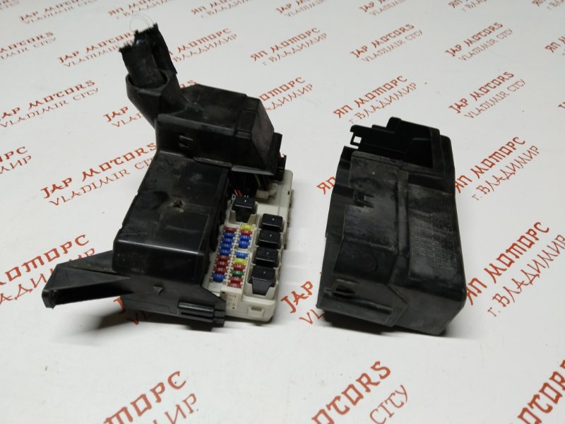 Блок предохранителей под капот, 2000 рублей, Владимир