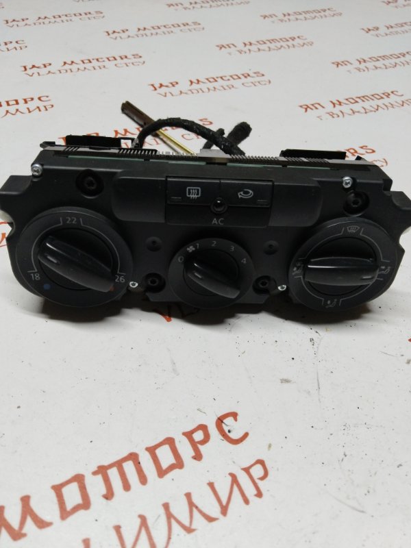 Блок управления климат-контролем, 2000 рублей, Владимир