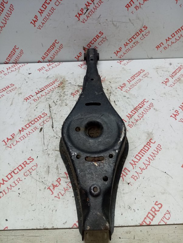 Рычаг подвески нижний, 2000 рублей, Владимир