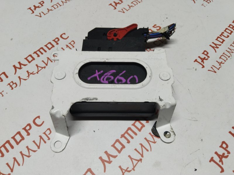 Блок управления стояночным тормозом, 2000 рублей, Владимир